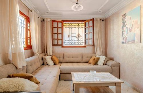 Hay Chemaaou Apartment | Rabat-Salé Apartment with private terrace and free parking near Airport - 3rd floor