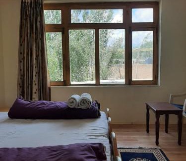 Leh Bed & Breakfast | Rabyang Guest House and Homestay