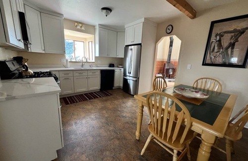 Leadville House | RACE READY! Lovely Large Home in Downtown Leadville! Plan Reunion,Ski,Hike,Bike