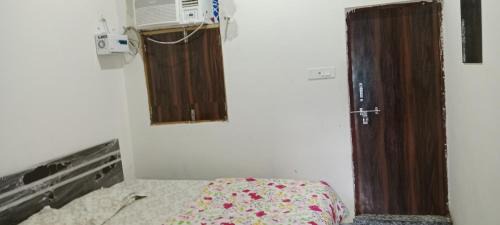 Khattalwada House | Radharani seva