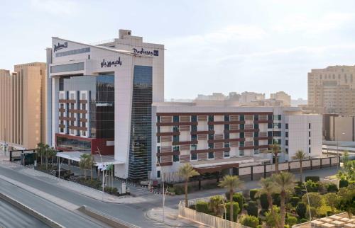 Riyadh Hotel | Radisson Blu Hotel and Convention Center, Riyadh Minhal