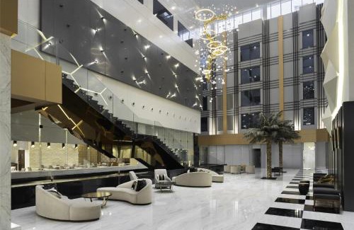Riyadh Hotel | Radisson Blu Hotel and Convention Center, Riyadh Minhal