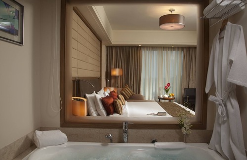 Indore Hotel | Radisson Blu Hotel Indore