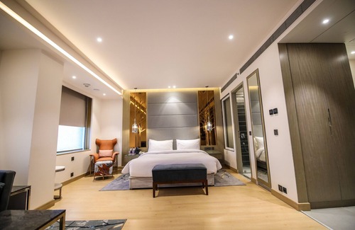 Kaushambi Hotel | Radisson Blu Towers Kaushambi Delhi NCR