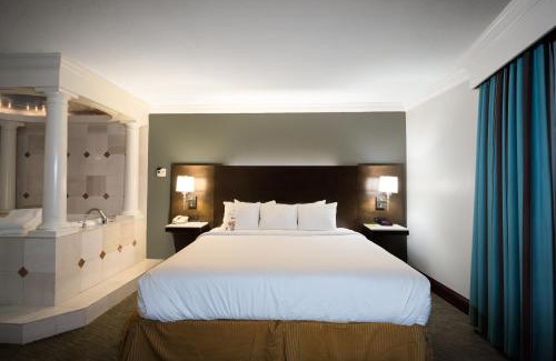 Covington Hotel | Radisson Hotel Cincinnati Riverfront