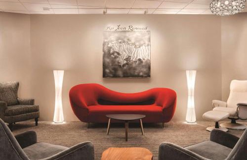 Covington Hotel | Radisson Hotel Cincinnati Riverfront