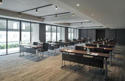 Don Muang Hotel | Radisson Hotel Don Mueang Bangkok
