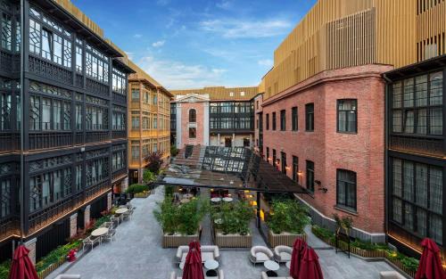 Chugureti Hotel | Radisson RED Tbilisi