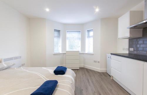 Southampton House | Radstock Road - Room 1b