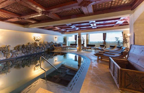 Sankt Anton am Arlberg Hotel | Raffl's St. Antoner Hof