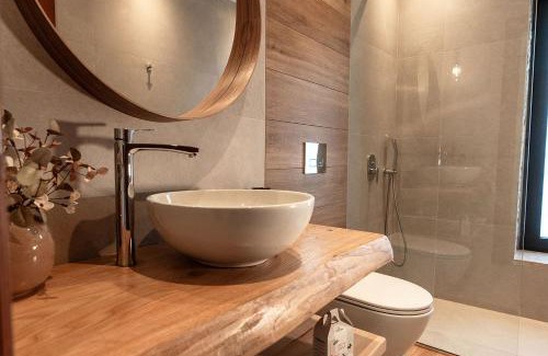 Perigiali House | Rafiki Rooms
