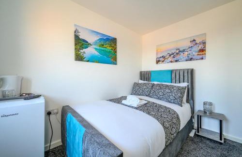 Leeds House | -RAGS- For your relaxed, Cosy Stay, Free Parking