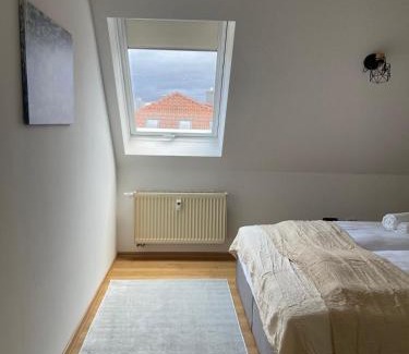 Erfurt Apartment | RAHA Apartments - Ihr Rückzugsort mit Panoramablick - HBF - Vollausstattung - Gratis Parkplatz