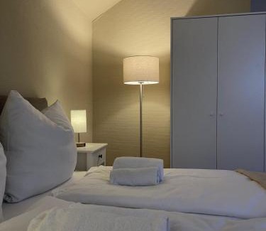 Erfurt Apartment | RAHA Apartments - Ihr Rückzugsort mit Panoramablick - HBF - Vollausstattung - Gratis Parkplatz