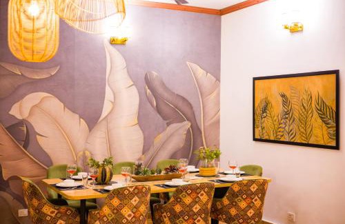 Faridabad House | Raha Farms by Elivaas