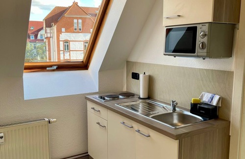 Erfurt Apartment | Raha - Ihr Komfortables Zuhause am HBF - Vollausgestattet - Parkplatz
