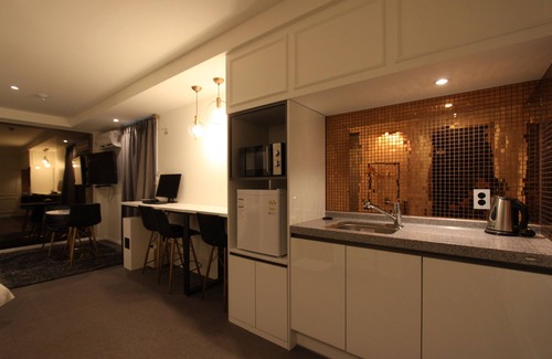 Dongdaemun Hotel | Raha