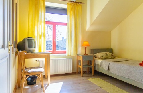 Ventspils Hotel | Raibie Logi