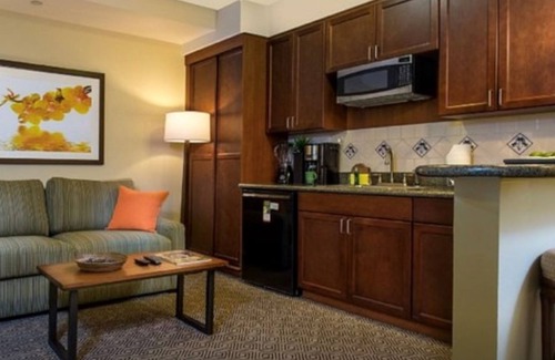 Las Vegas Resort | Raiders Game Tahiti Village 1 bedroom Sept 13-16 includes parking