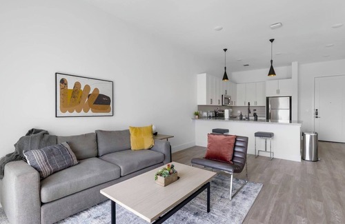 Denton Apartment | Railyard 1BD 10 - One Bedroom Apartment, Sleeps 2