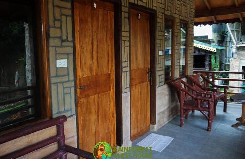 Bukit Lawang House | Rain Forest Guest House and Jungle Trekking