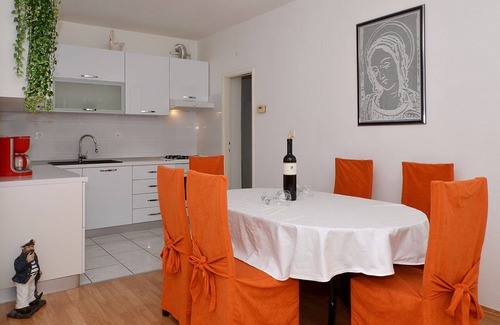 Municipality of Trogir Apartment | RAINBOW 1, sea view apartment for 5 persons