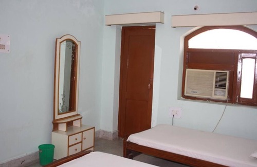Bodh Gaya House | Rainbow Guest House