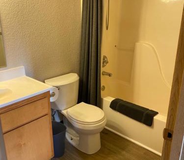 Kenai House | Rainbow Trout Retreat, Cabin 5 at Lower Kenai Lodge