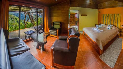 Monteverde Cabin | Rainbow Valley Lodge Costa Rica