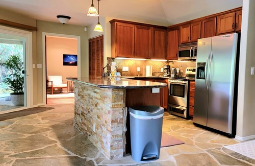 Royal Hawaiian Estates House | Rainforest Retreat w/Outdoor Fireplace & Hot Tub