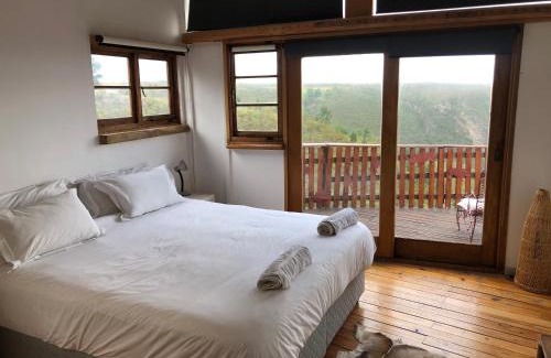 Die Barakke Cabin | Rainforest Ridge Eco Resort