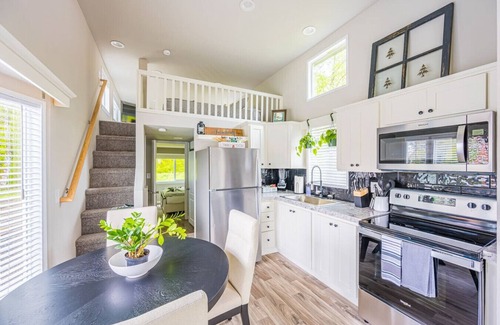 Forks House | Rainforest Tiny Home Retreat #18