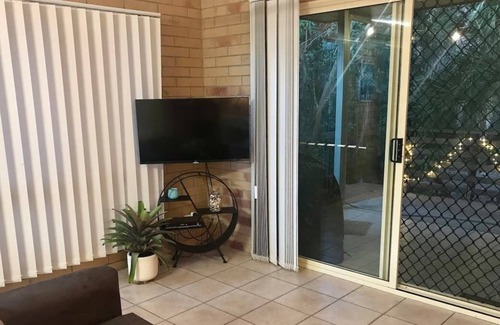 Agnes Water Apartment | Rainforest Walk with Communal Pool
