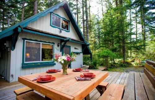 Ashford House | Rainier's Iconic Cabin with Forest Views & Hot Tub