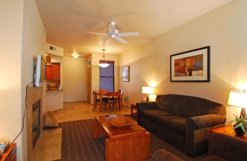 Ahwatukee Foothills Hotel | Raintree at Phoenix South Mountain Preserve