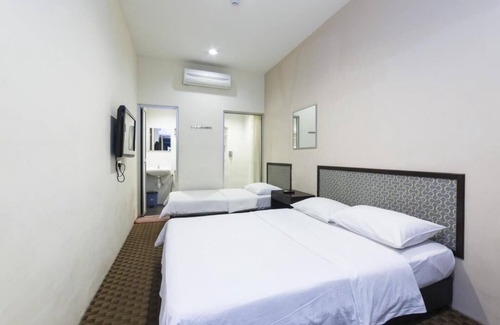 Bandar Menjalara Hotel | Raintree Hotel