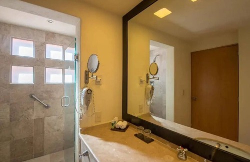 Palmilla Resort | Raintree's Club Regina Club Suite- Jan 17 to 24