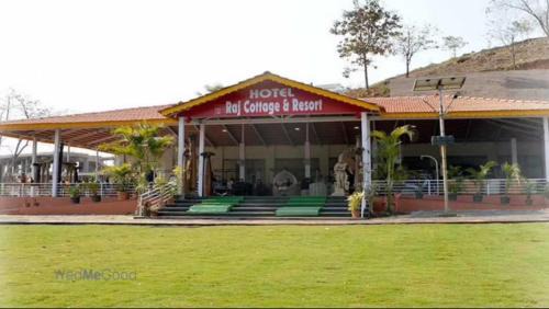 Khalapur Hotel | Raj Cottage Nature Luxury Resort