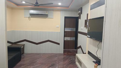 Dumka Hotel | Raj Darbar Hotel