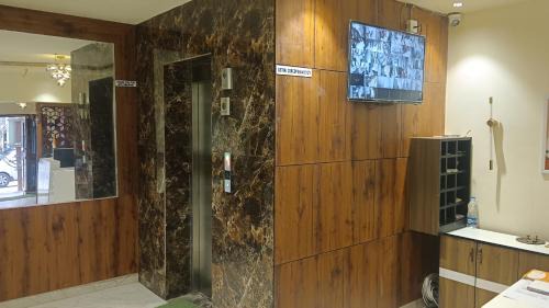 Dumka Hotel | Raj Darbar Hotel