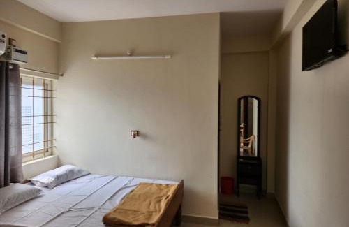 Tiruvannamalai House | Raja Rani Mahal & Residency