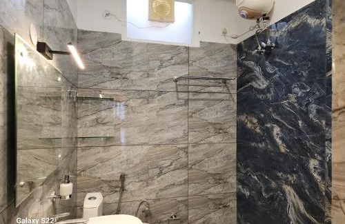Gomti Nagar Apartment | Rajeneeta2
