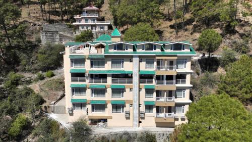 Kasauli Bed & Breakfast | Rajgriha Luxury Kasauli Stay