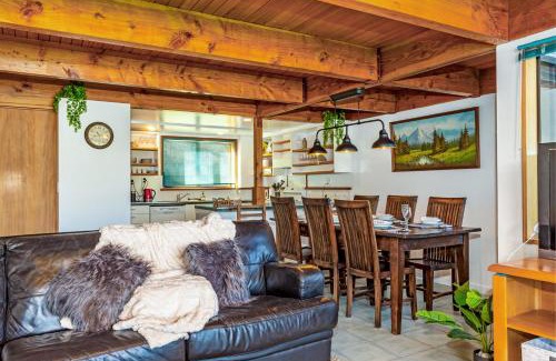 Windwhistle Apartment | Rakaia Gorge Views - Mt Hutt