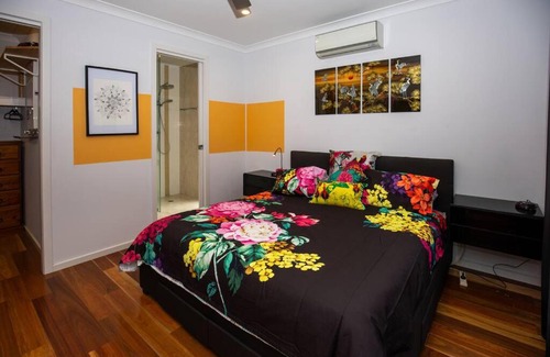 Murray Bridge House | Rakali's View - 7 Wetlands Close