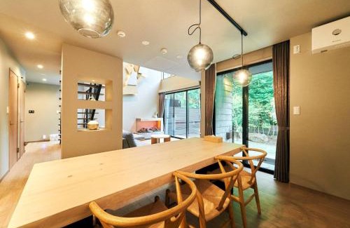 Hakone House | Rakuten STAY VILLA Hakone Sengokuhara North Wing 104 BBQ Terrace with Massage Chair capacity of 10 persons