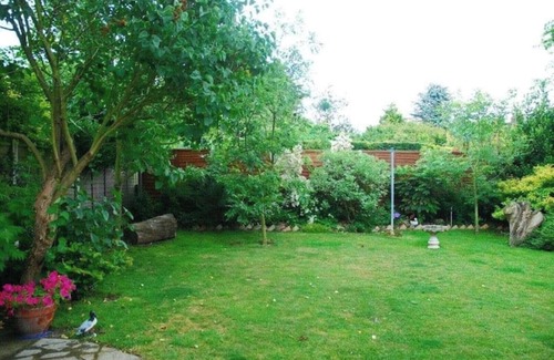 Birchington Cottage | Raleigh Cottage Detached 3 bed House in Quiet Area