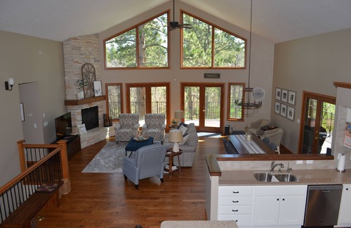 Spearfish House | Rally Sturgis For Rent - Beautiful mountain getaway