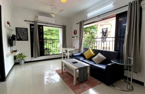 Pali Hill Apartment | Rama 2 - 201, Carter Road, Bandra West by Connekt Homes