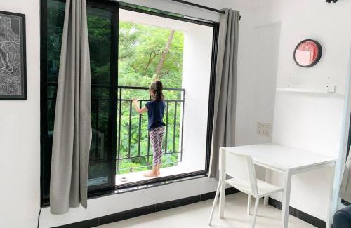 Pali Hill Apartment | Rama 2 - 201, Carter Road, Bandra West by Connekt Homes
